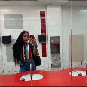 Meet your Posher, Gayla